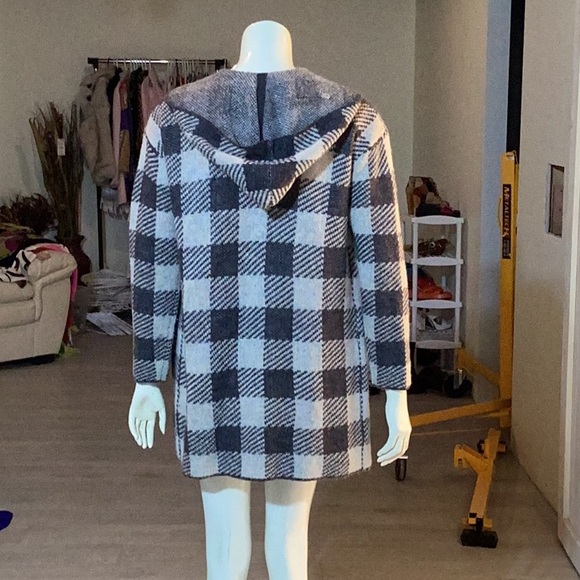 Guilty Sweater - Picture 2 of 3